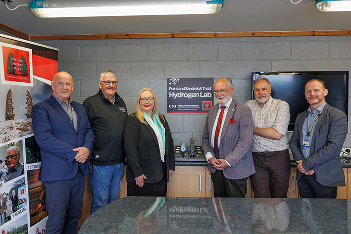 see full size image see full size image