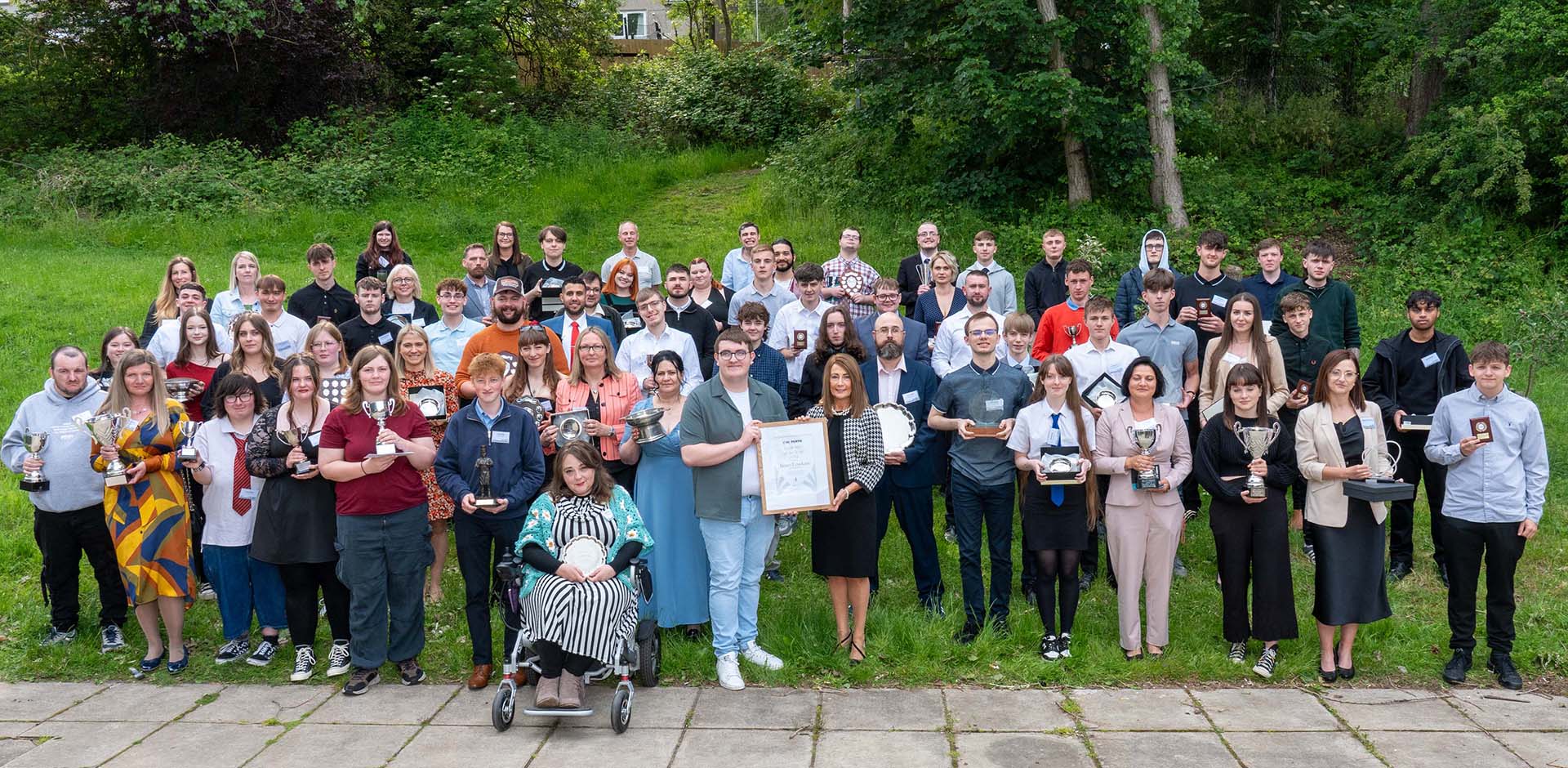 Outstanding students celebrated in Prizegiving ceremony 